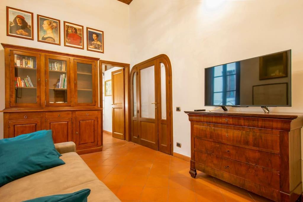 Апартаменти Demedici Apt W/ 2Br 1' Walk Uffizi & Ponte Vecchio Флоренція Екстер'єр фото