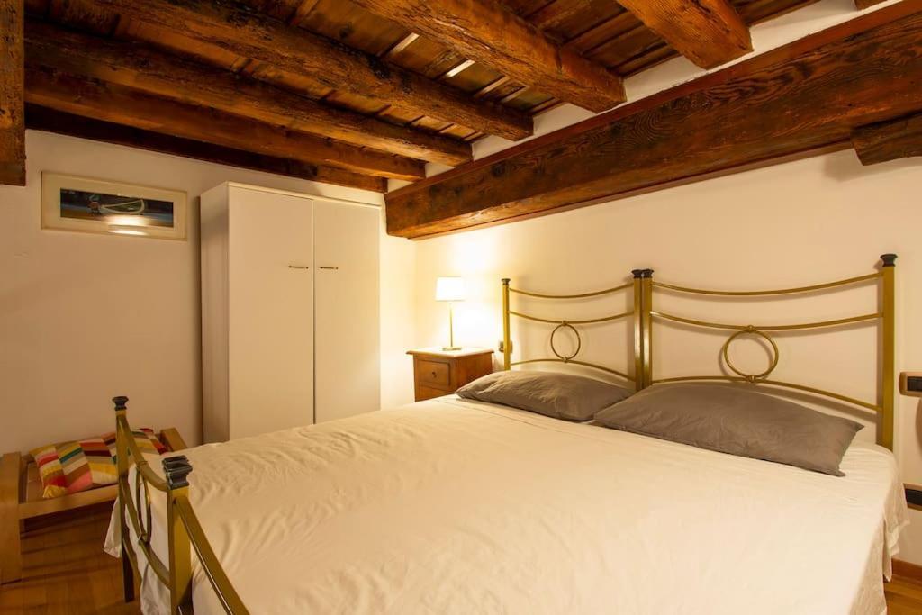 Апартаменти Demedici Apt W/ 2Br 1' Walk Uffizi & Ponte Vecchio Флоренція Екстер'єр фото