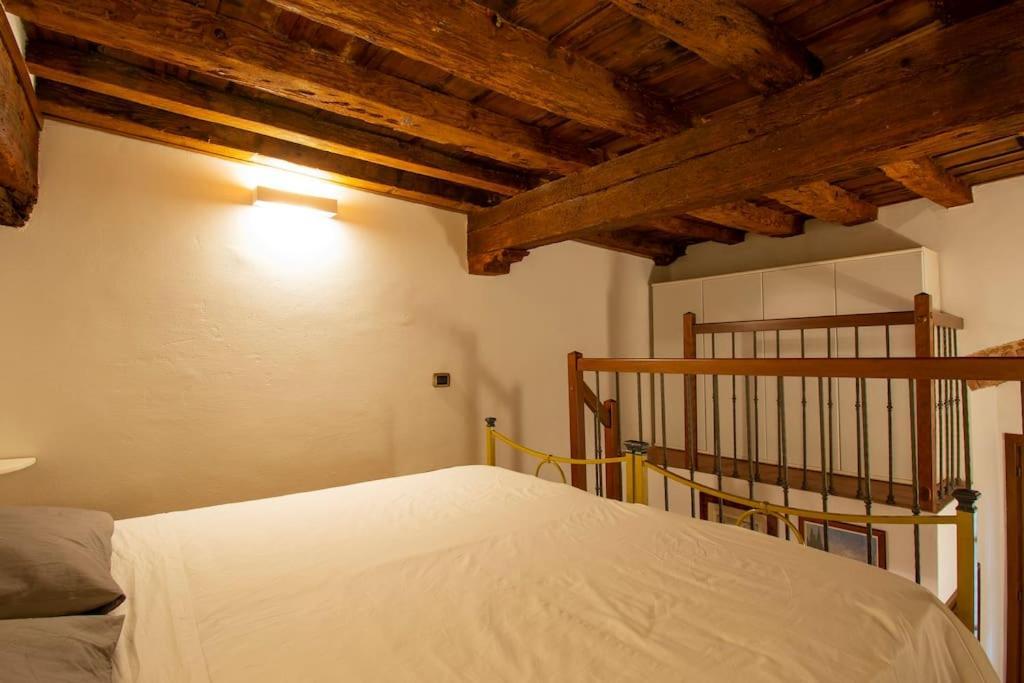 Апартаменти Demedici Apt W/ 2Br 1' Walk Uffizi & Ponte Vecchio Флоренція Екстер'єр фото