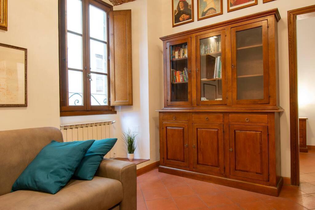 Апартаменти Demedici Apt W/ 2Br 1' Walk Uffizi & Ponte Vecchio Флоренція Екстер'єр фото